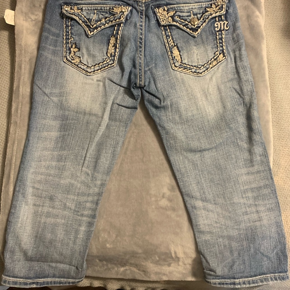 Miss me capris